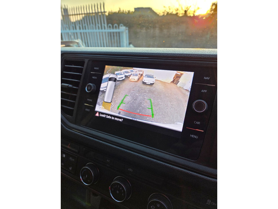 2022 Volkswagen Crafter - image 11