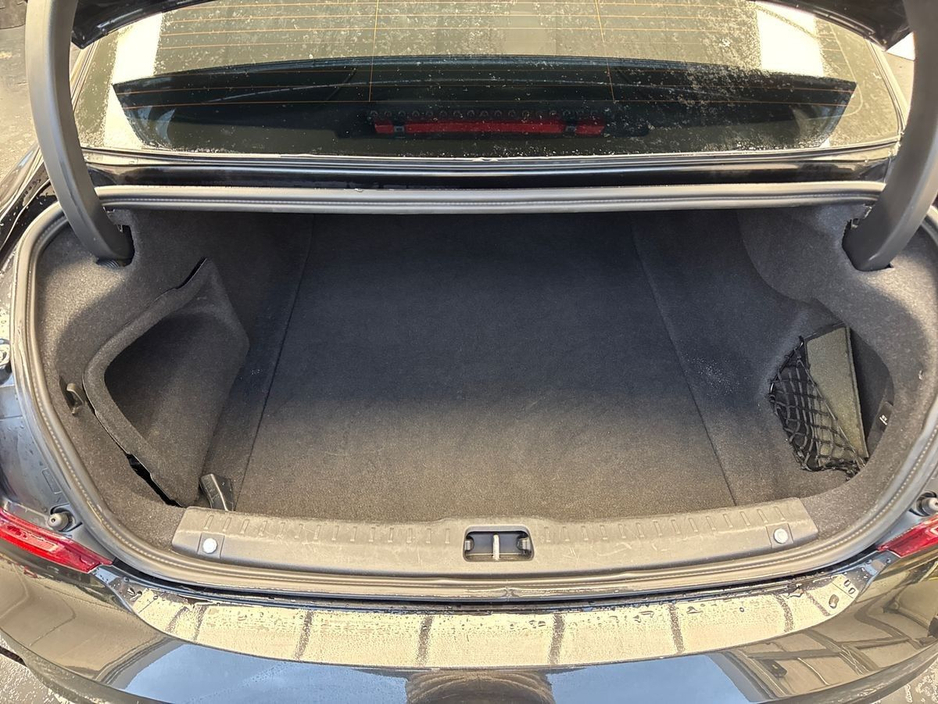 2018 Volvo S90 - image 9