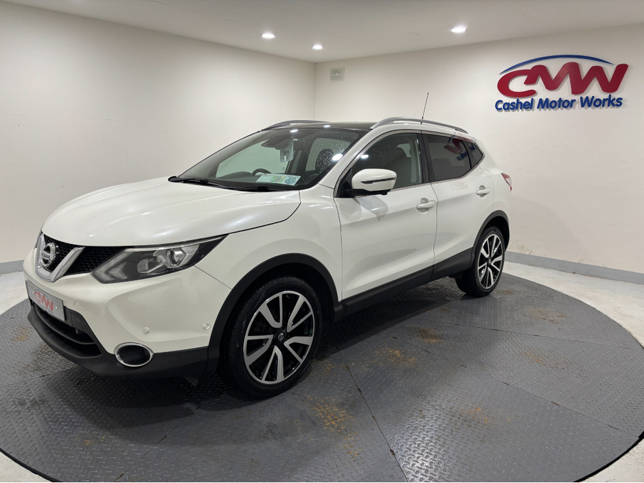 2015 Nissan Qashqai 1.5 DCI TEKNA 110PS 5DR**FULL LEATHER**PAN ROOF** €8,995