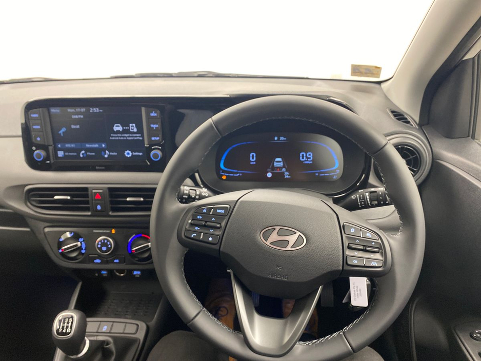 2026 Hyundai i10 - image 16