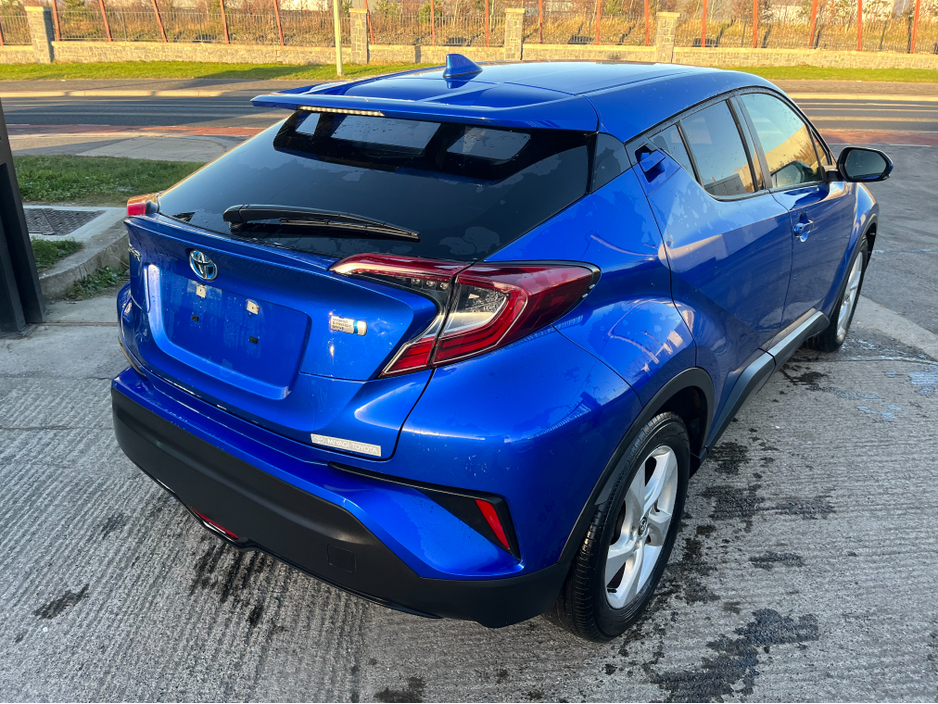 2018 Toyota C-HR 1.8 HUBRID AUTO LOW KMS €17,450