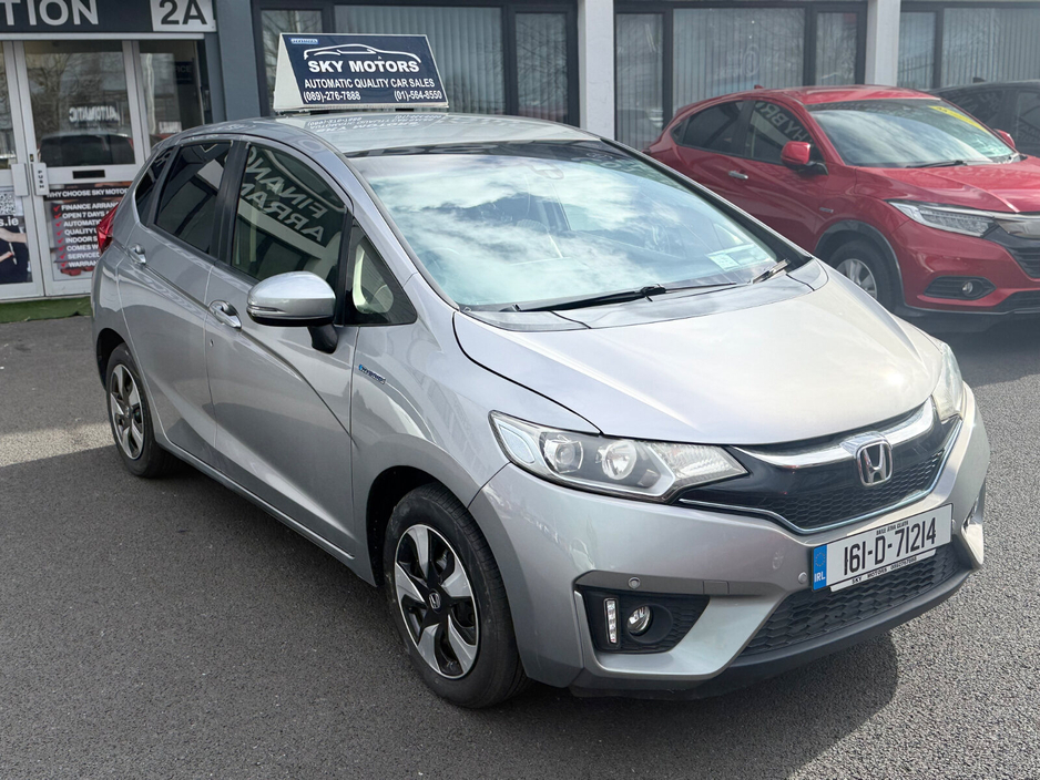 2016 Honda Fit - image 3