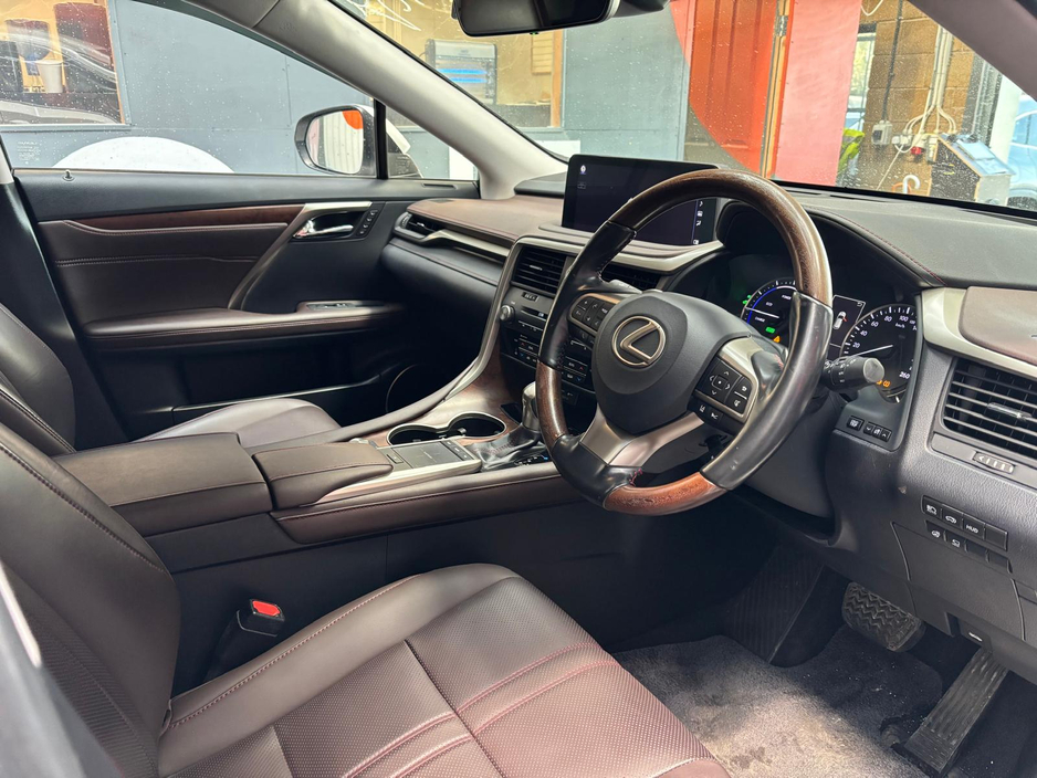 2020 Lexus RX 400 h - image 12