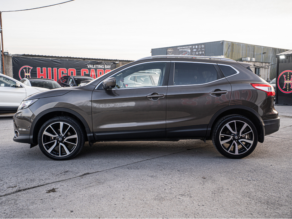 2015 Nissan Qashqai - image 16