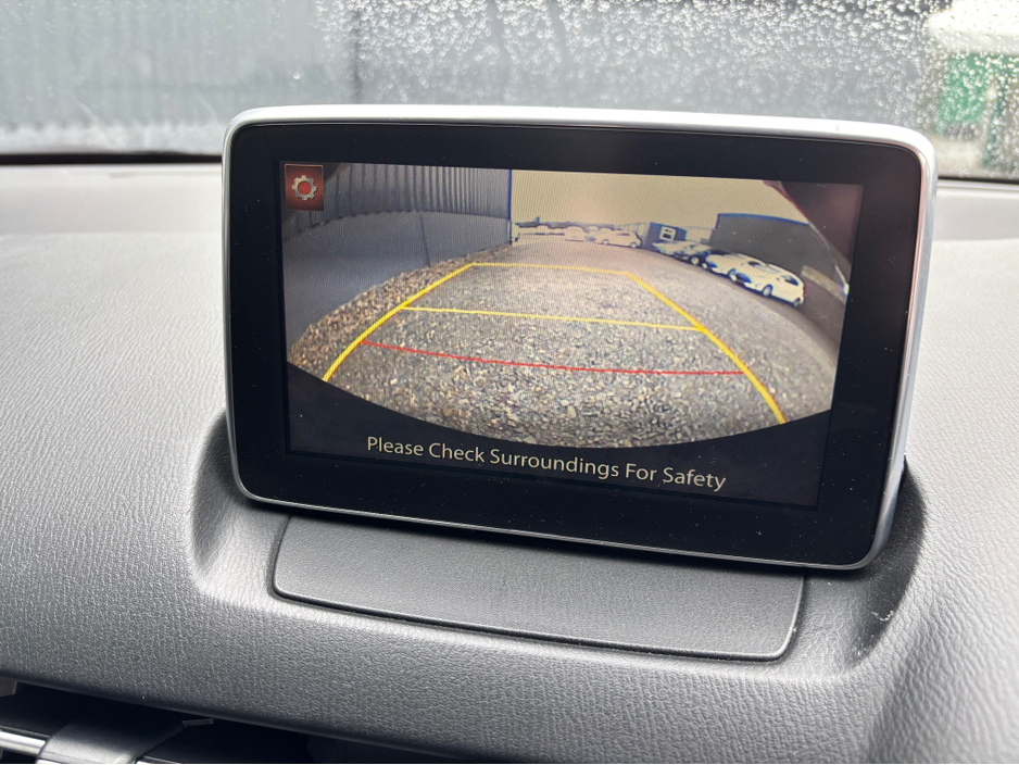 2016 Mazda Mazda2 - image 6