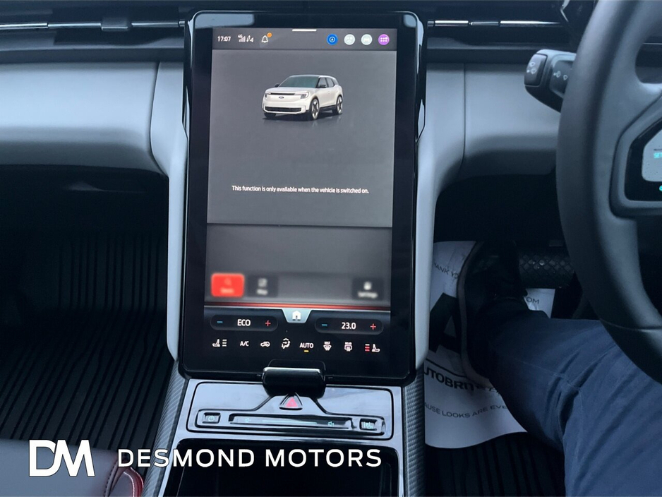 2025 Ford Explorer PREMIUM EV AWD €43,250