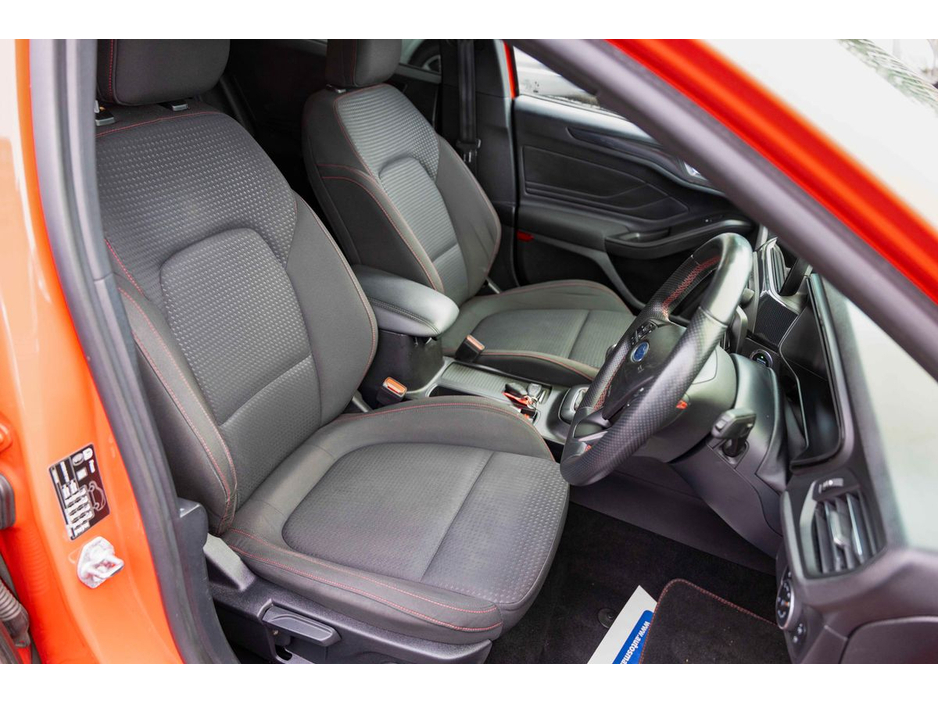 2020 Ford Focus ST 1.5 petrol reliable,engine offering good performance and economy 150PS. SET YOURSELF APART WITH THIS MACHINE. €19,450