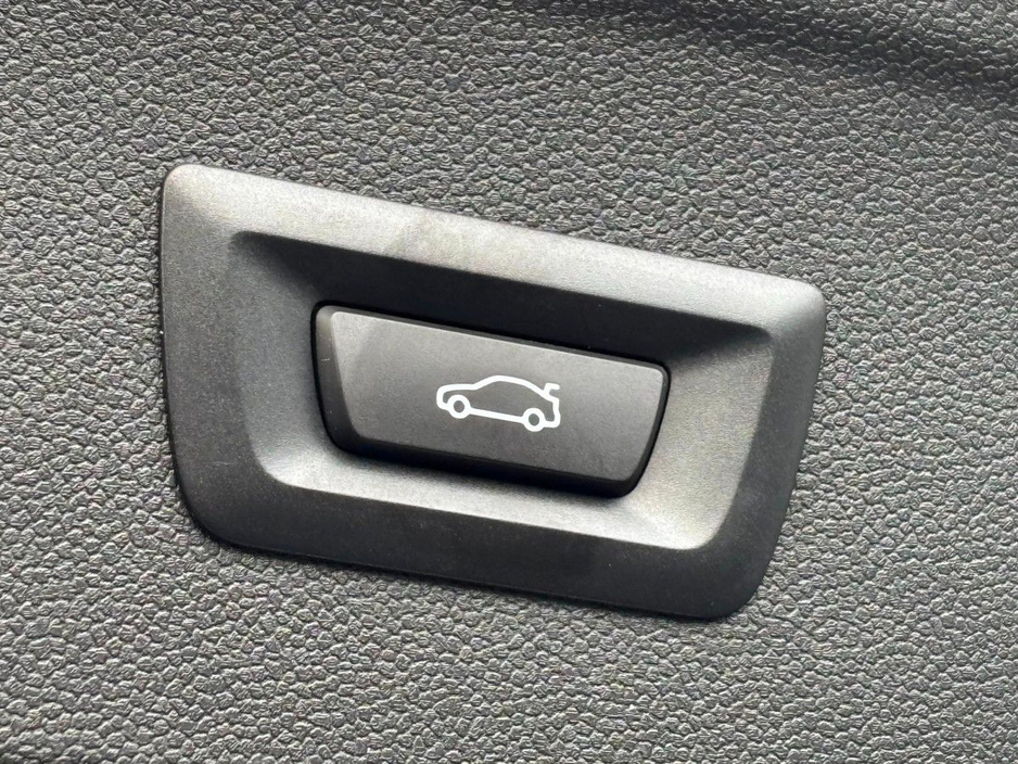 2023 BMW iX XD40 M SPORT €49,995