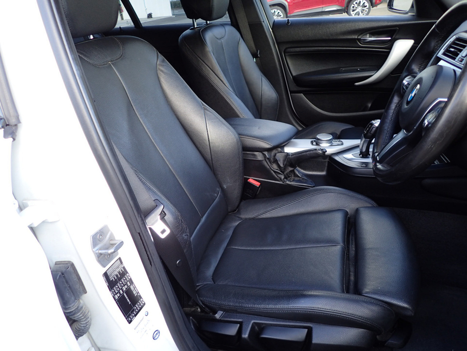 2017 BMW 1 Series - image 5