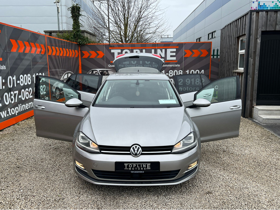 2014 Volkswagen Golf - image 18