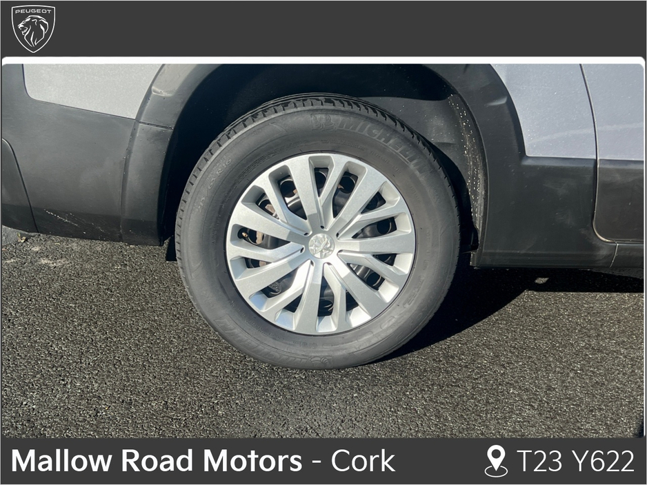 2023 Peugeot Rifter - image 9