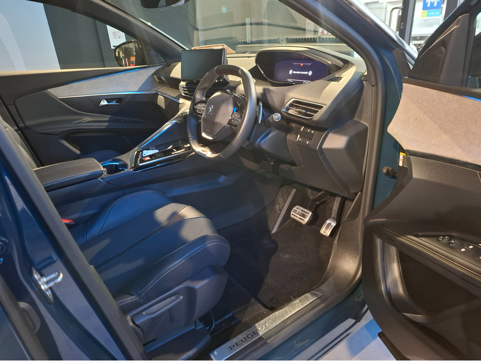 2024 Peugeot 3008 GT 1.2 MHEV 136 E-DCS6 4DR €35,950