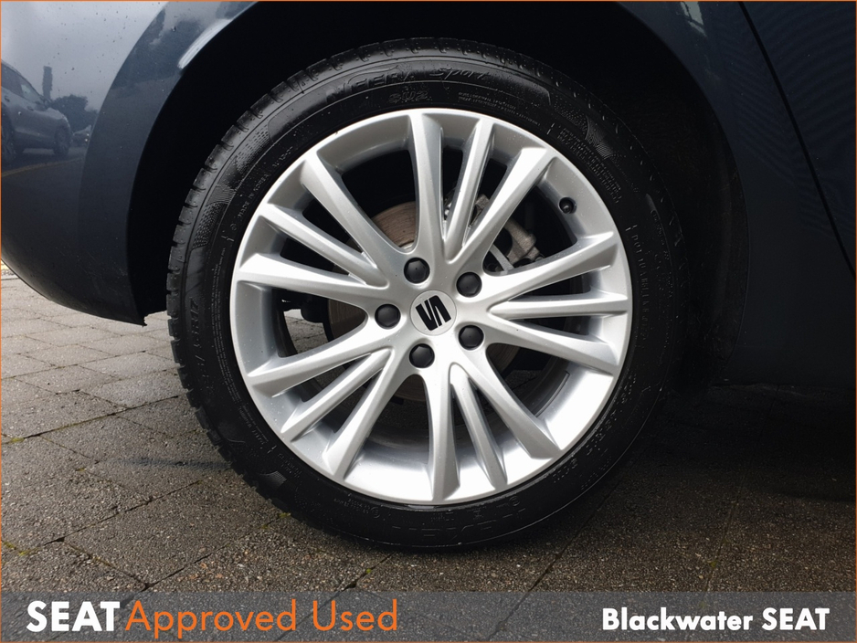 2025 SEAT Leon - image 6