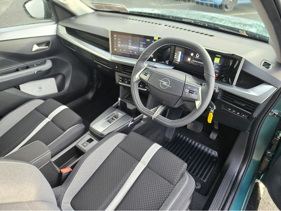 2026 Opel Frontera - image 3