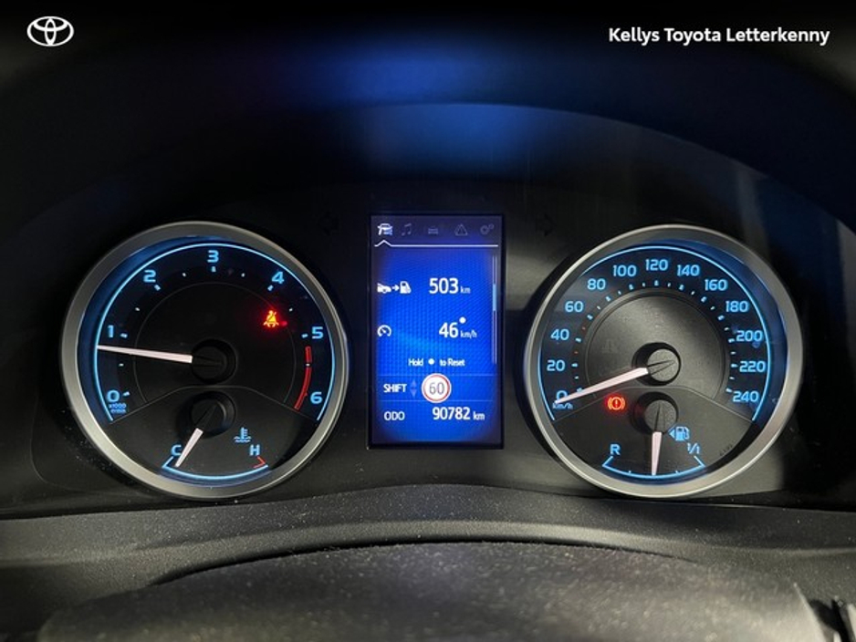 2017 Toyota Corolla - image 12