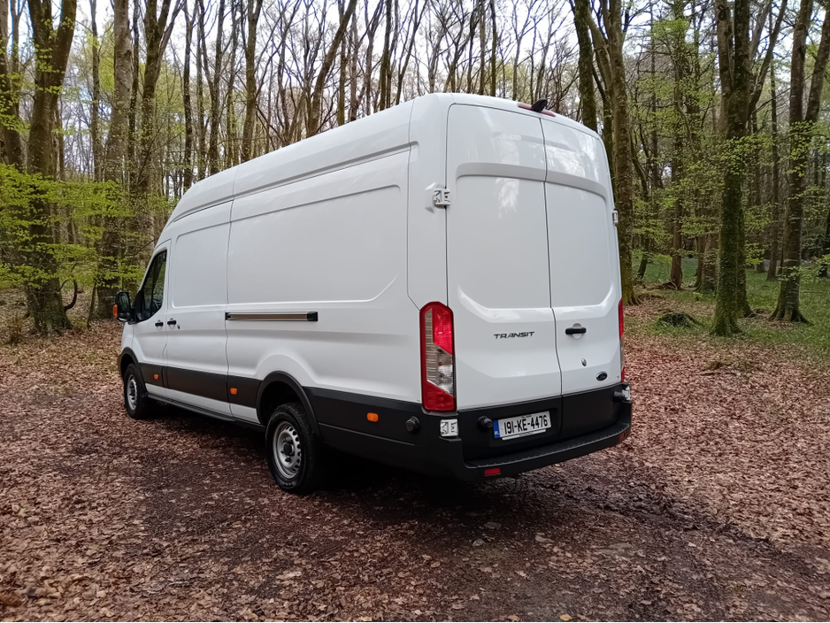 2019 Ford Transit - image 6
