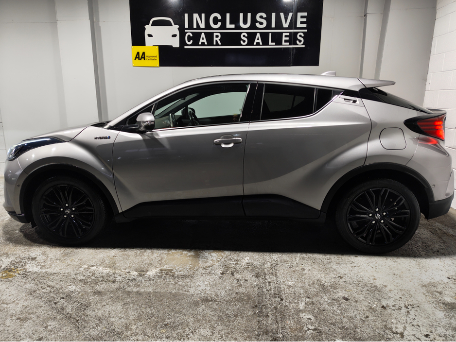 2022 Toyota C-HR 1.8 HYBRID SOL 4DR AUTO €21,995