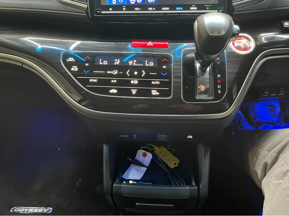 2018 Honda Odyssey - image 17