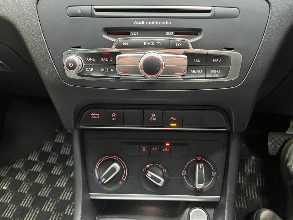 2015 Audi Q3 - image 17