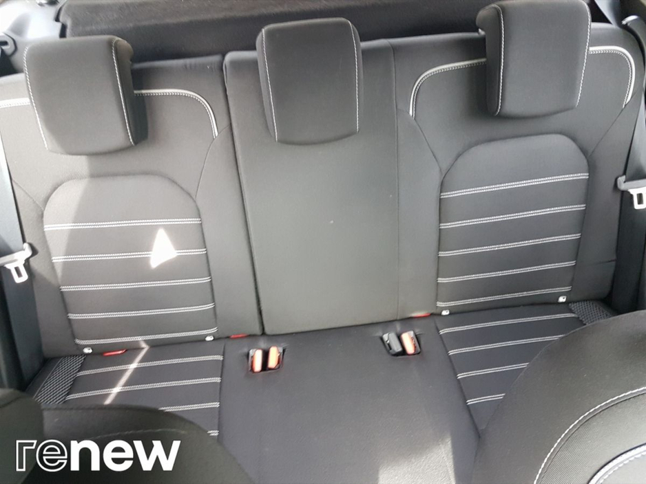 2022 Dacia Duster - image 21