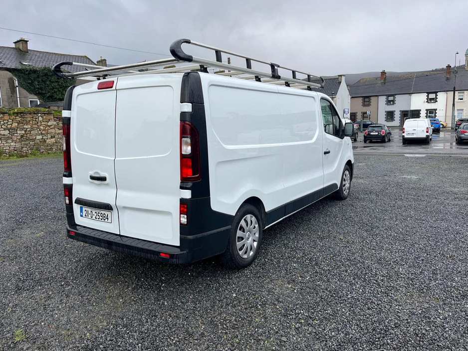 2021 Renault Trafic LWB 120BHP LOW MILEAGE €16,950