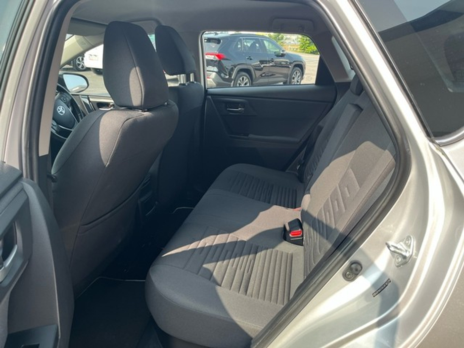 2018 Toyota Auris AURIS HYBRID LUNA 5DR €19,950