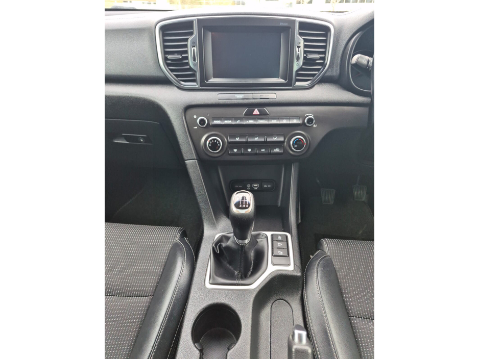 2016 Kia Sportage - image 18