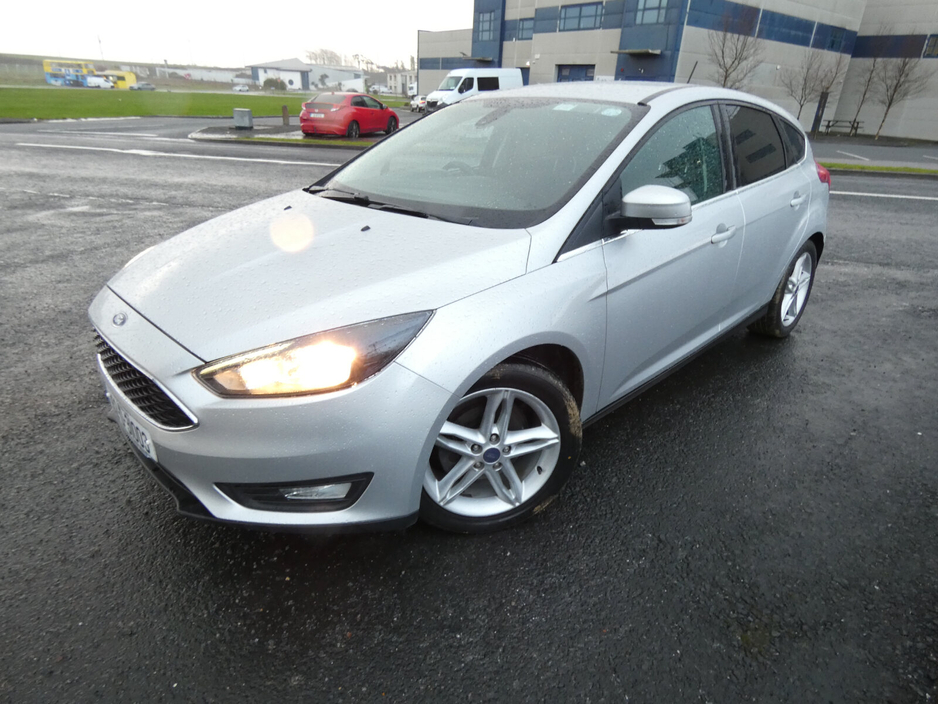 2015 Ford Focus - image 6