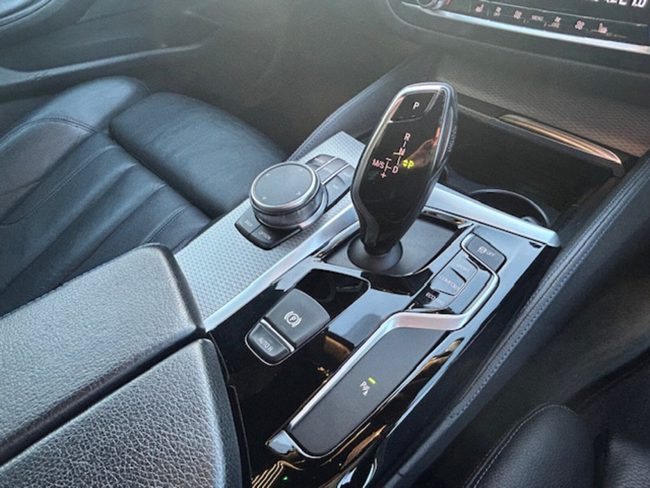 2019 BMW 5 Series 520i M Sport Auto €25,945