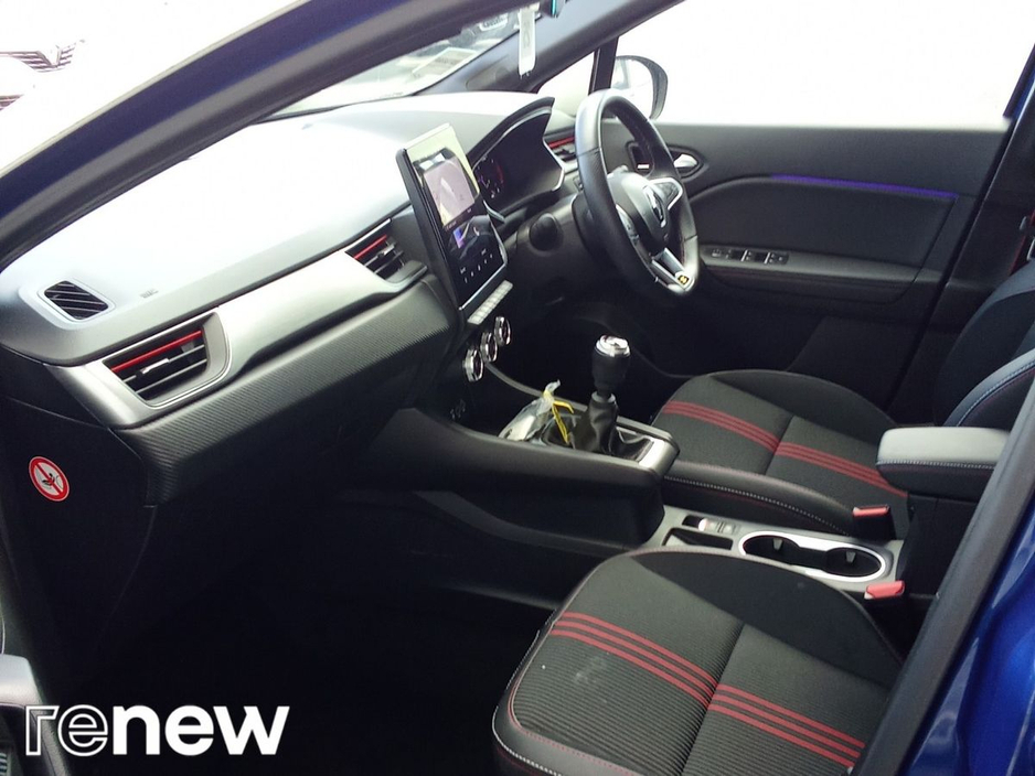 2023 Renault Captur - image 5