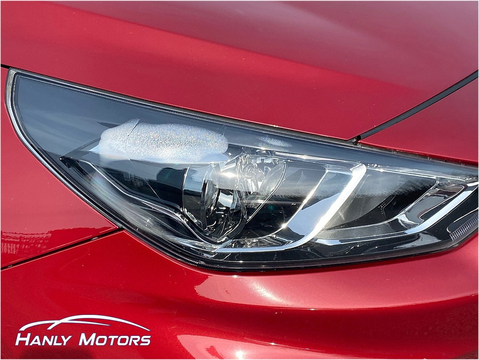 2022 Hyundai i30 - image 26