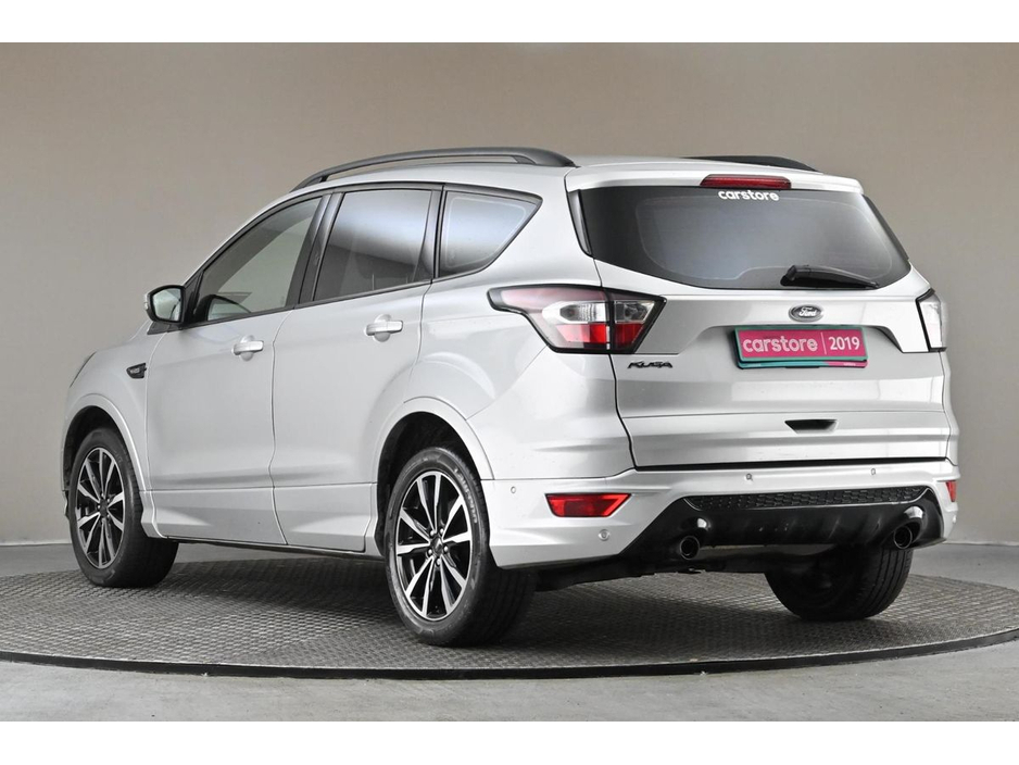 2019 Ford Kuga - image 7