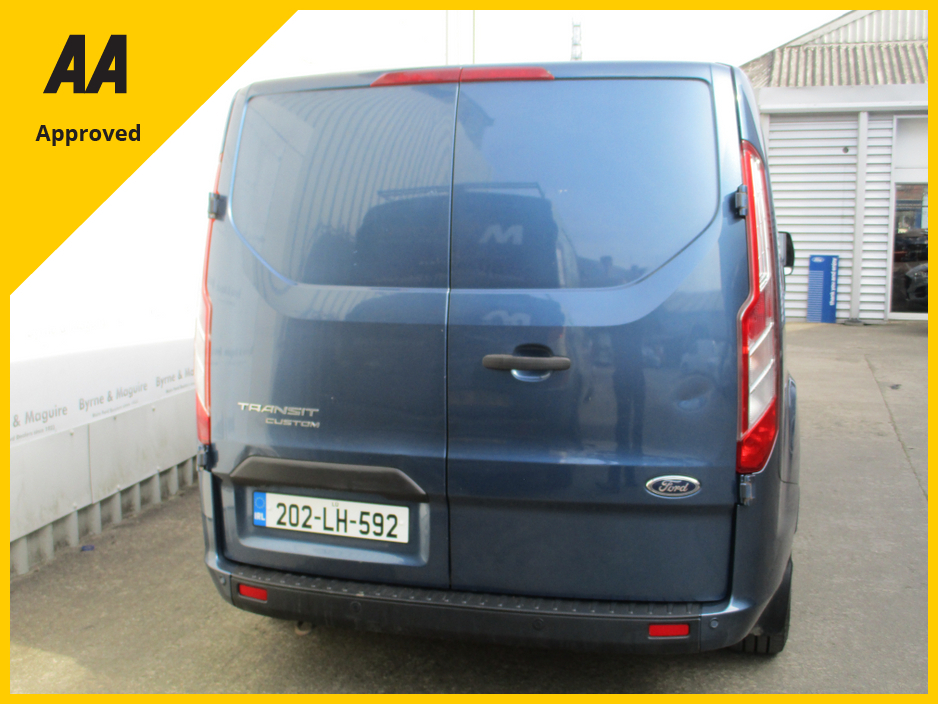 2020 Ford Transit Custom - image 13