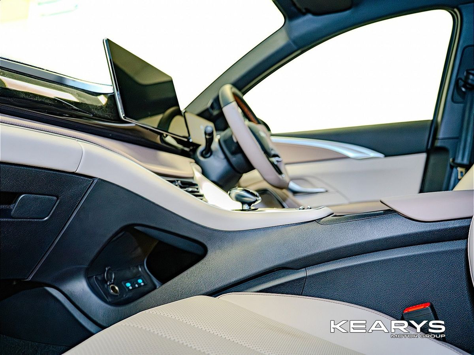 2026 BYD Sealion 5 - image 10