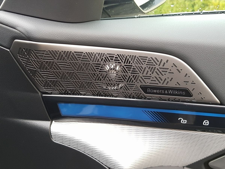 2025 BMW i5 - image 22