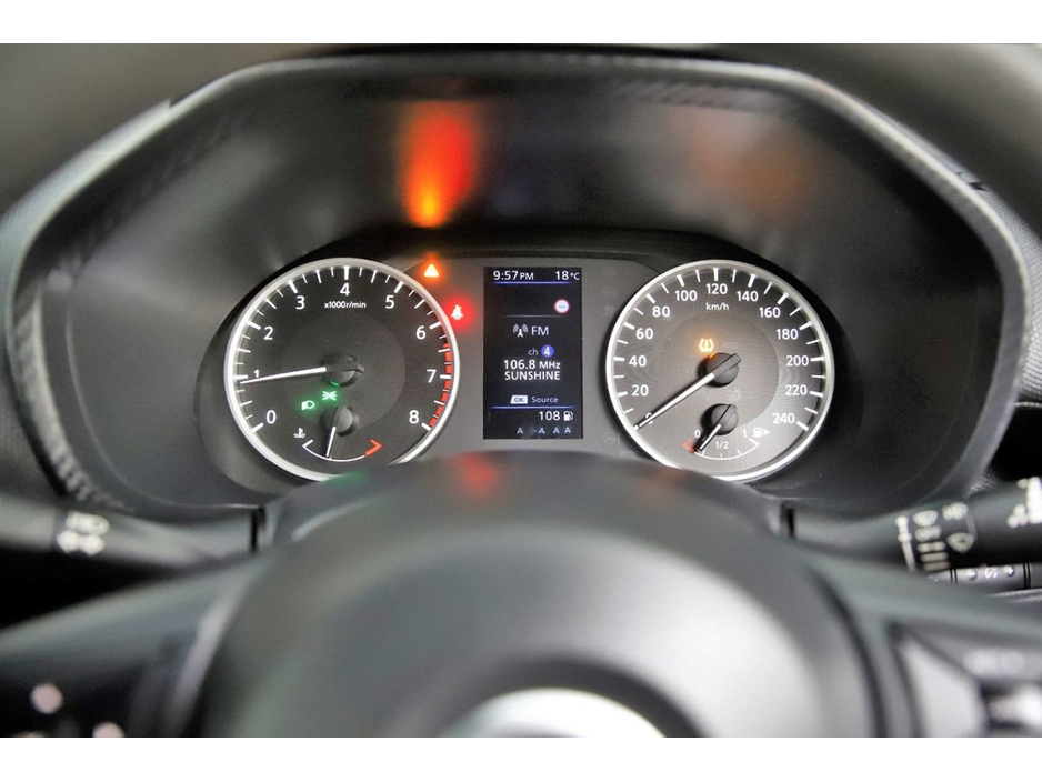 2020 Nissan Juke - image 21