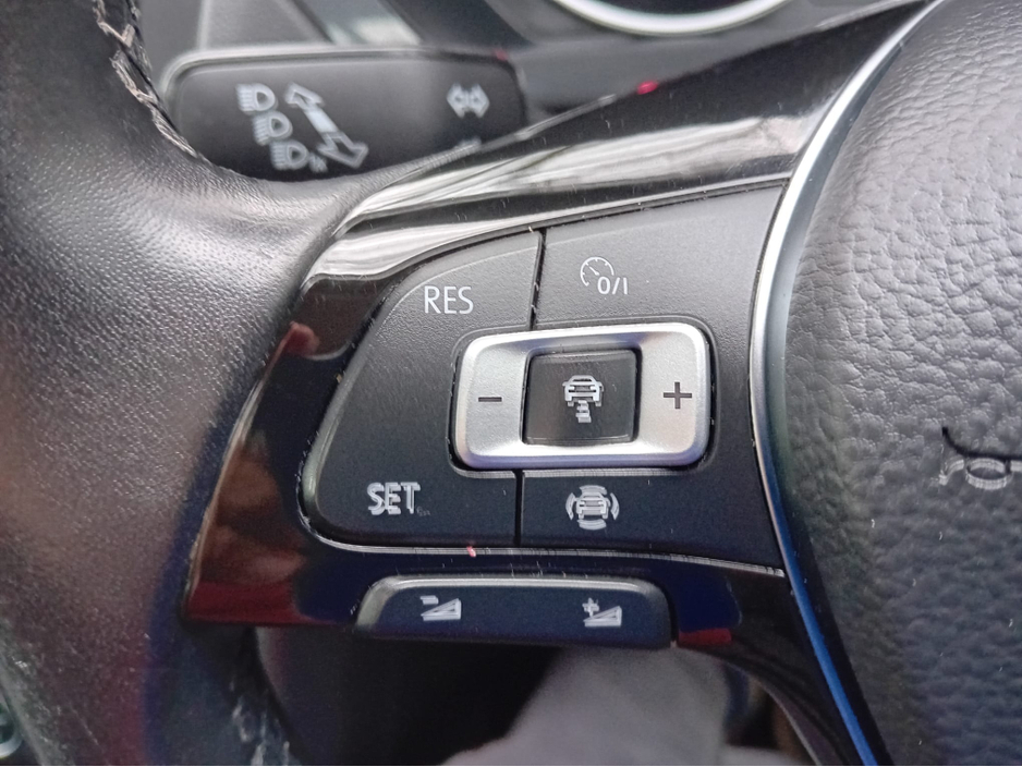 2019 Volkswagen Tiguan - image 29