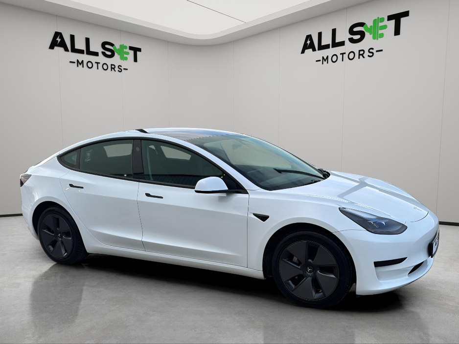 2022 Tesla Model 3 - image 16