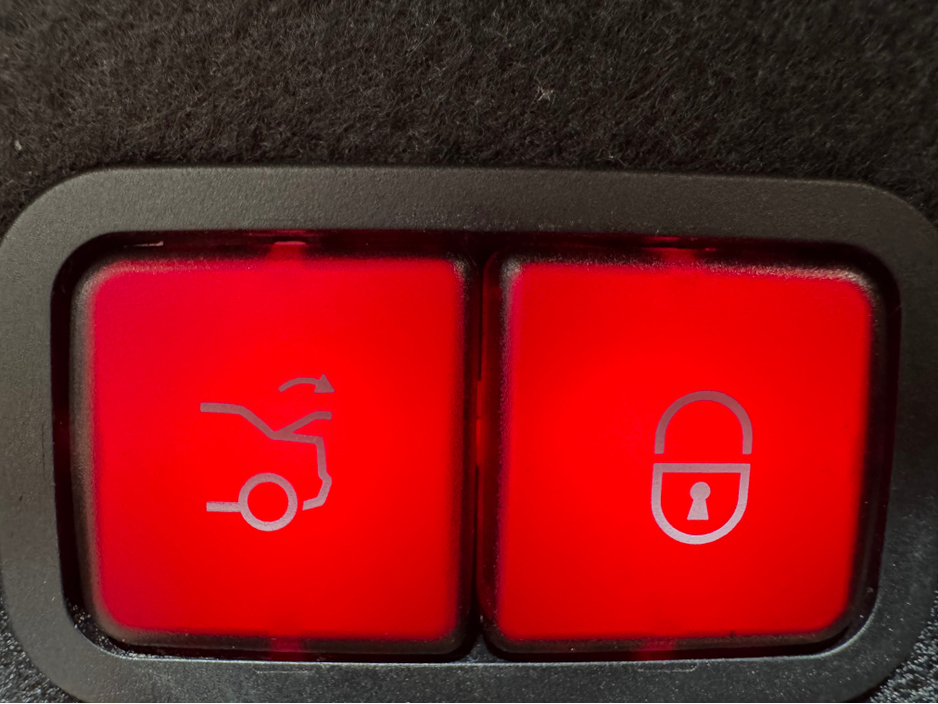 2021 Mercedes-Benz C Class 300 AMG LINE ED PREMIUM + DE EDITION PLUS €32,900