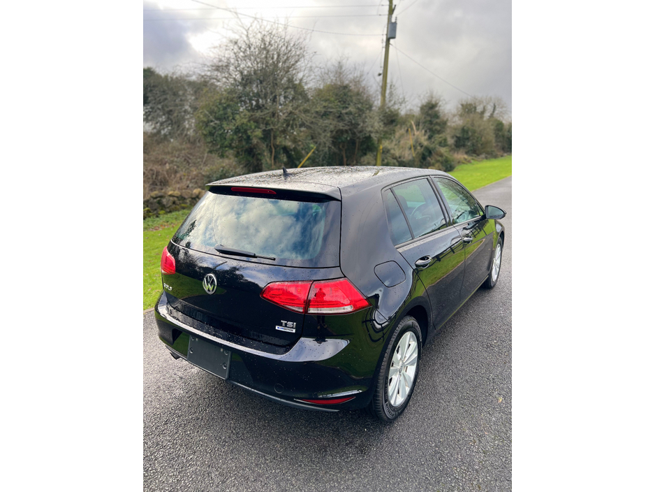 2016 Volkswagen Golf Mk7 €13,950