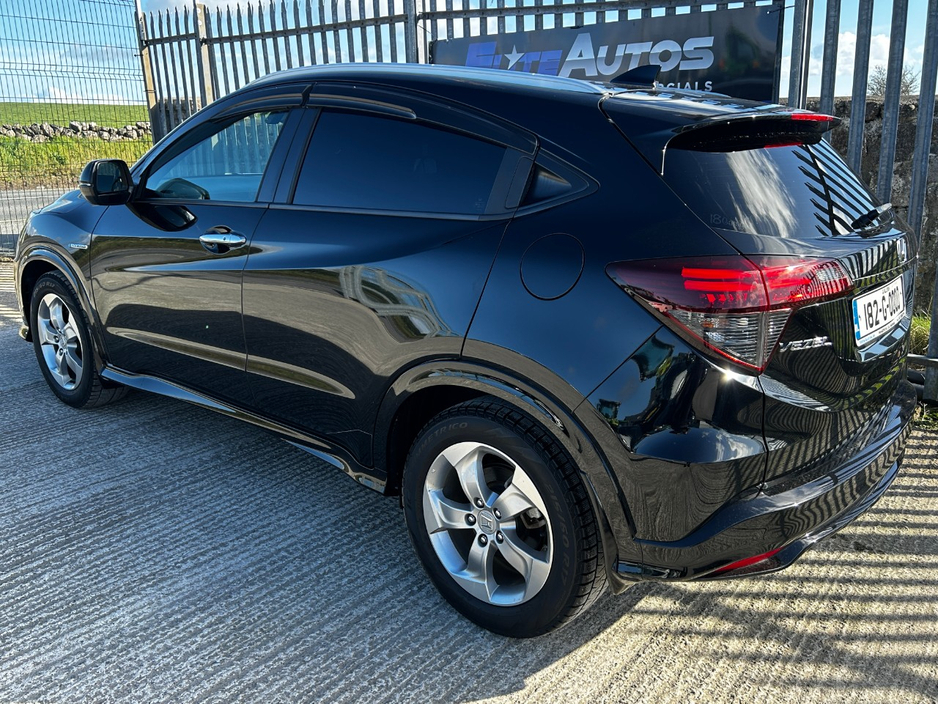 2018 Honda Vezel - image 3