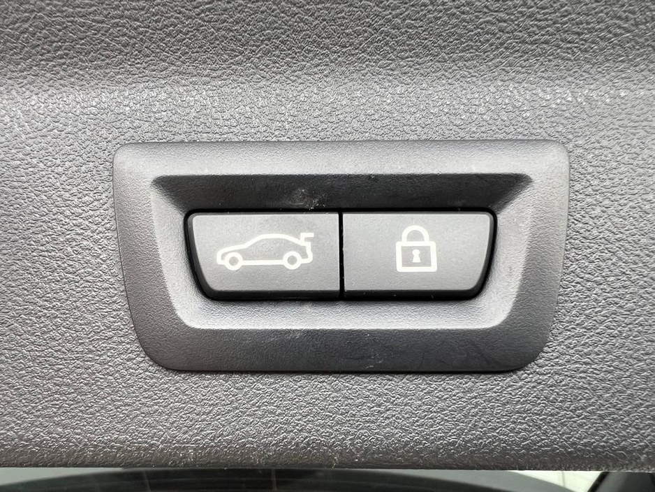 2023 BMW iX3 - image 15