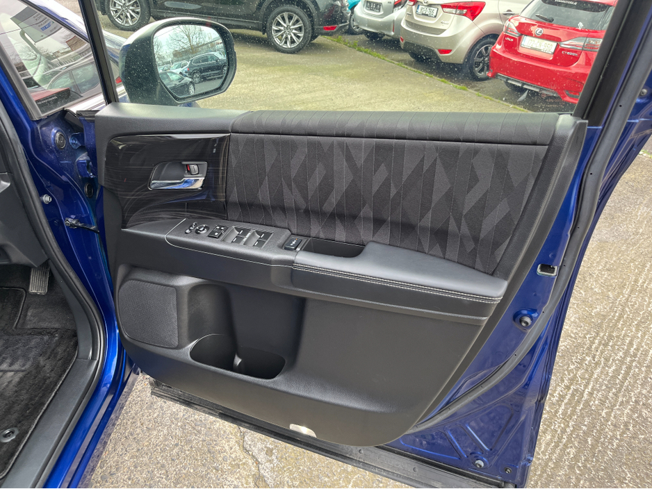 2019 Honda Odyssey - image 14