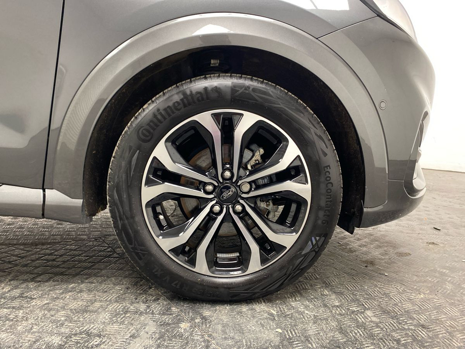 2024 Ford Puma - image 5