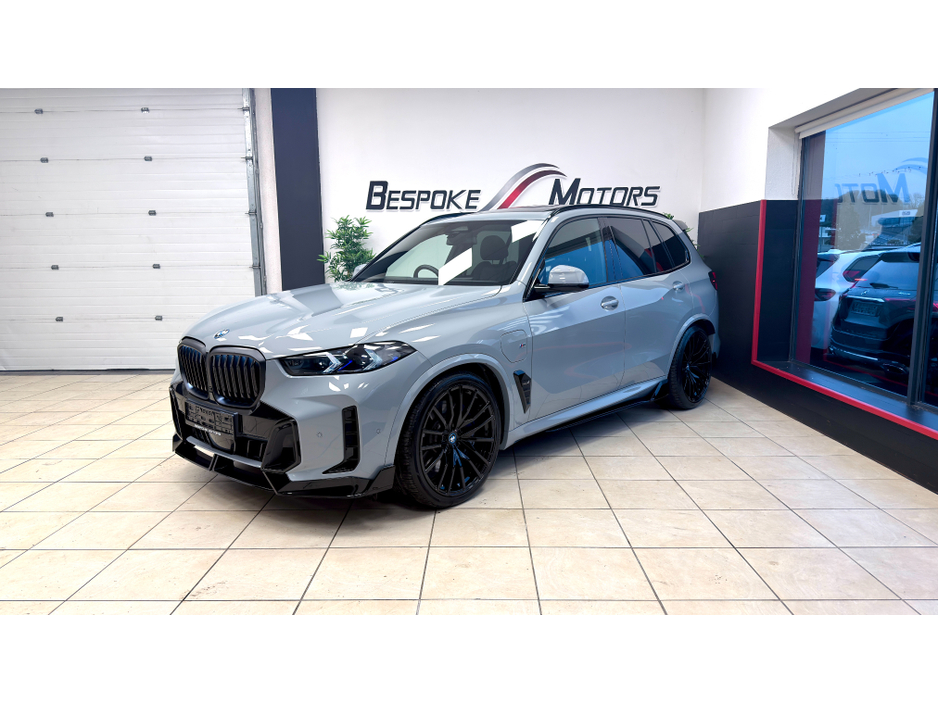 2023 BMW X5 50E MSPORT PRO €80,995