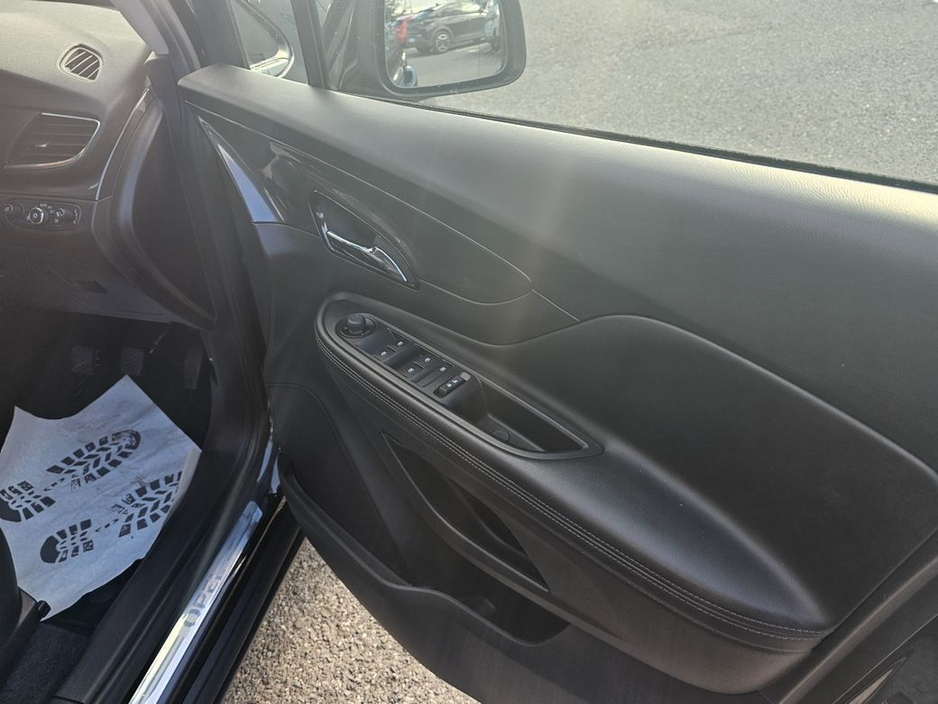 2018 Opel Mokka - image 19