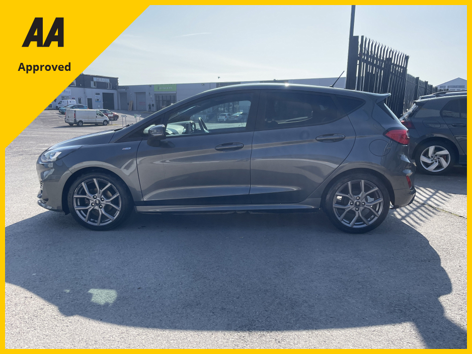 2023 Ford Fiesta - image 11