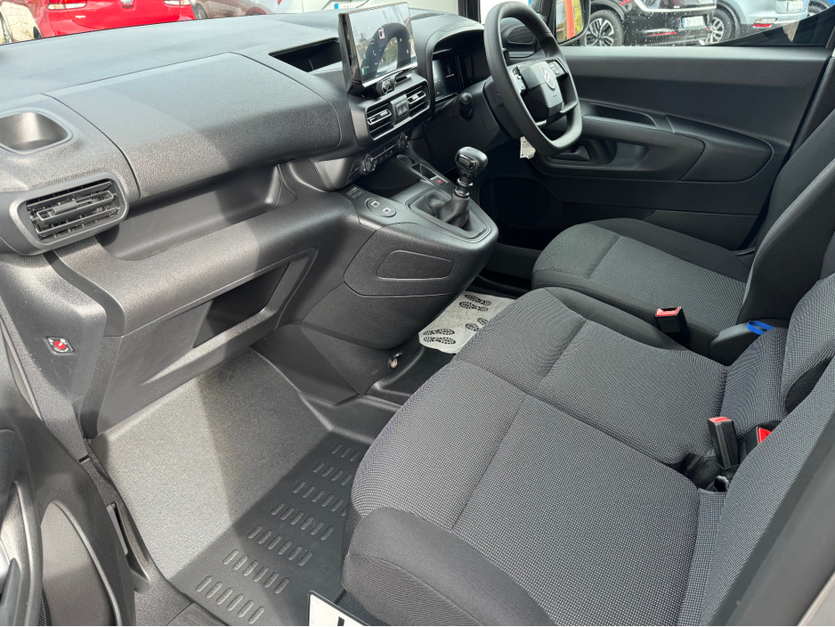 2026 Citroen Berlingo - image 15