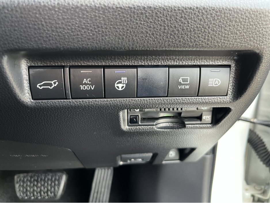 2021 Toyota Rav4 - image 27