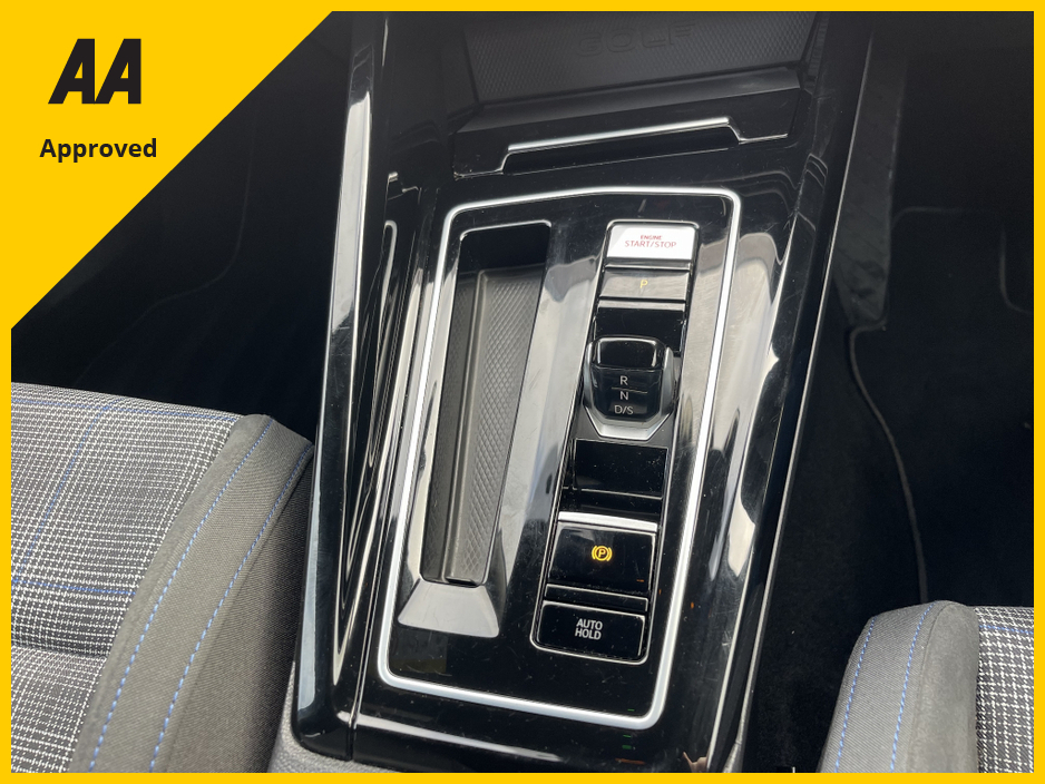 2022 Volkswagen Golf GTE S-A DSG  FREE DELIVERY €25,750